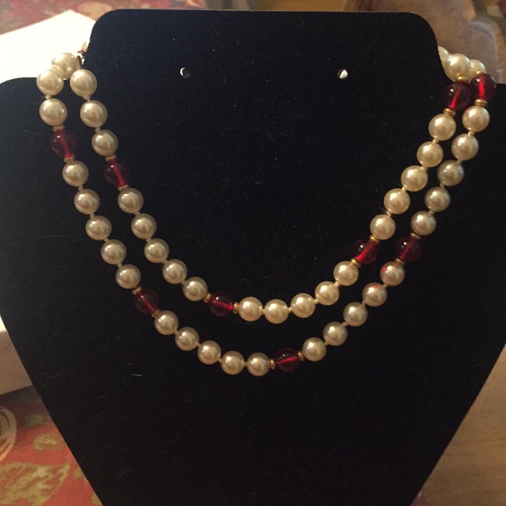 Costume jewelry necklace.